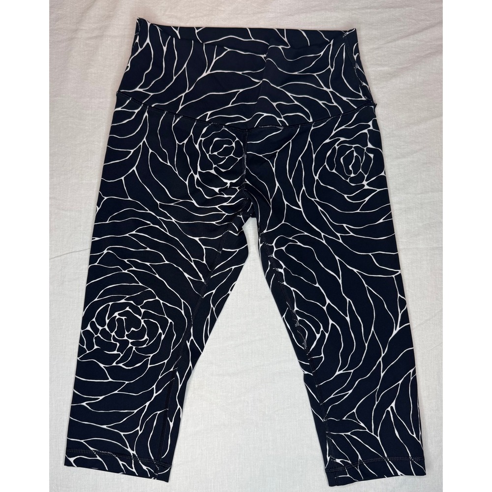 Lululemon Wunder Under Crop High Rise Leggings Rose Floral Black White Size 8